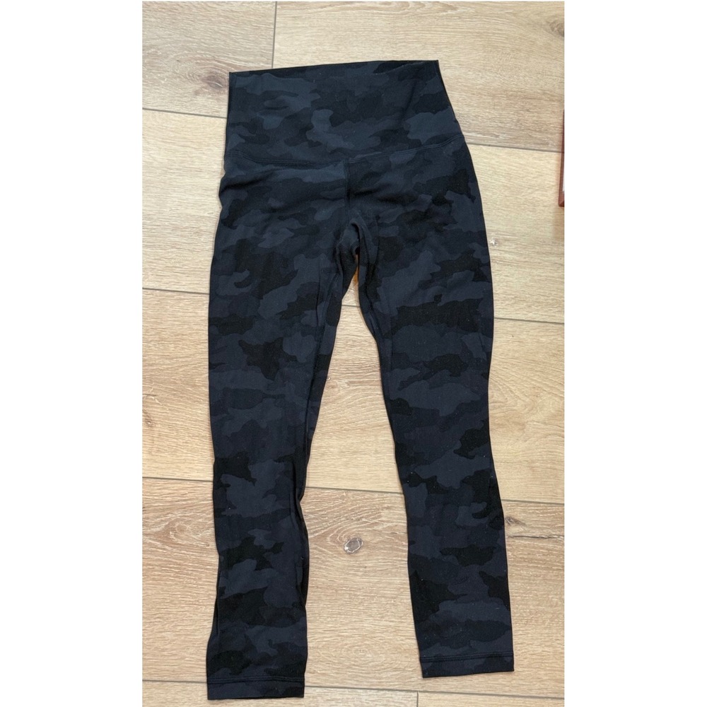 Lululemon Align High-Rise Camo Deep Coal Multi Size 4 - Picture 2 of 4